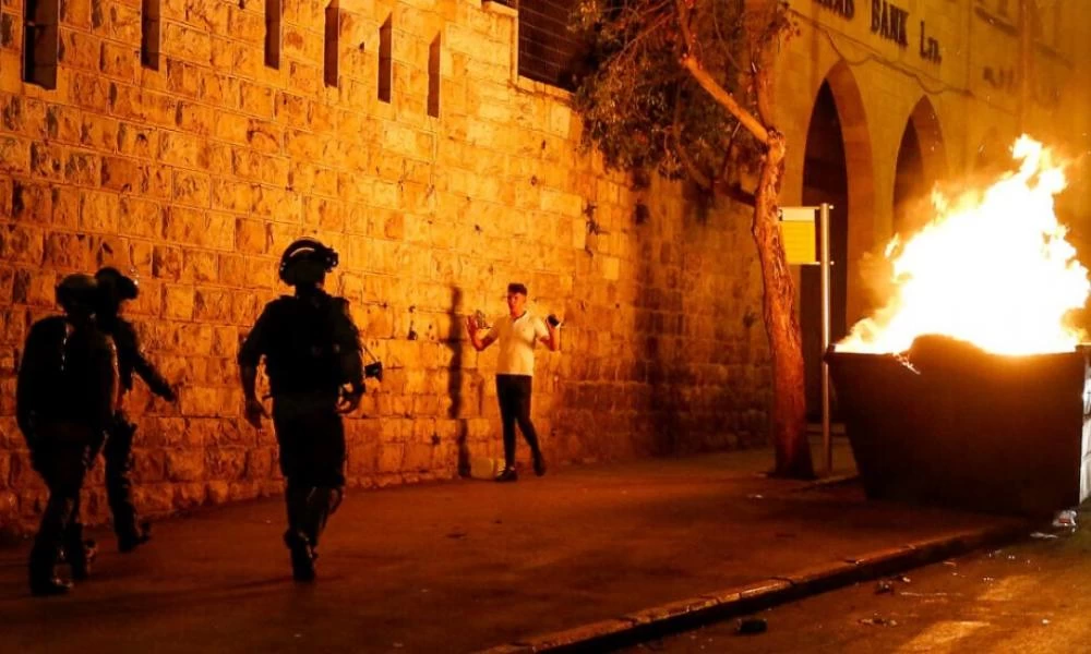 Νέες συγκρούσεις στην Ιερουσαλήμ μεταξύ παλαιστινιακών και Ισραηλινών